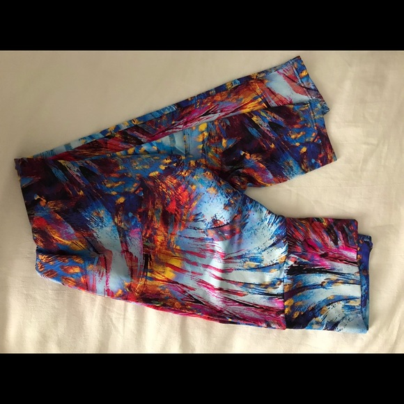 1 Pair of Colorful Patterned High Quality Leggings. Made in Brazil. - Picture 2 of 5